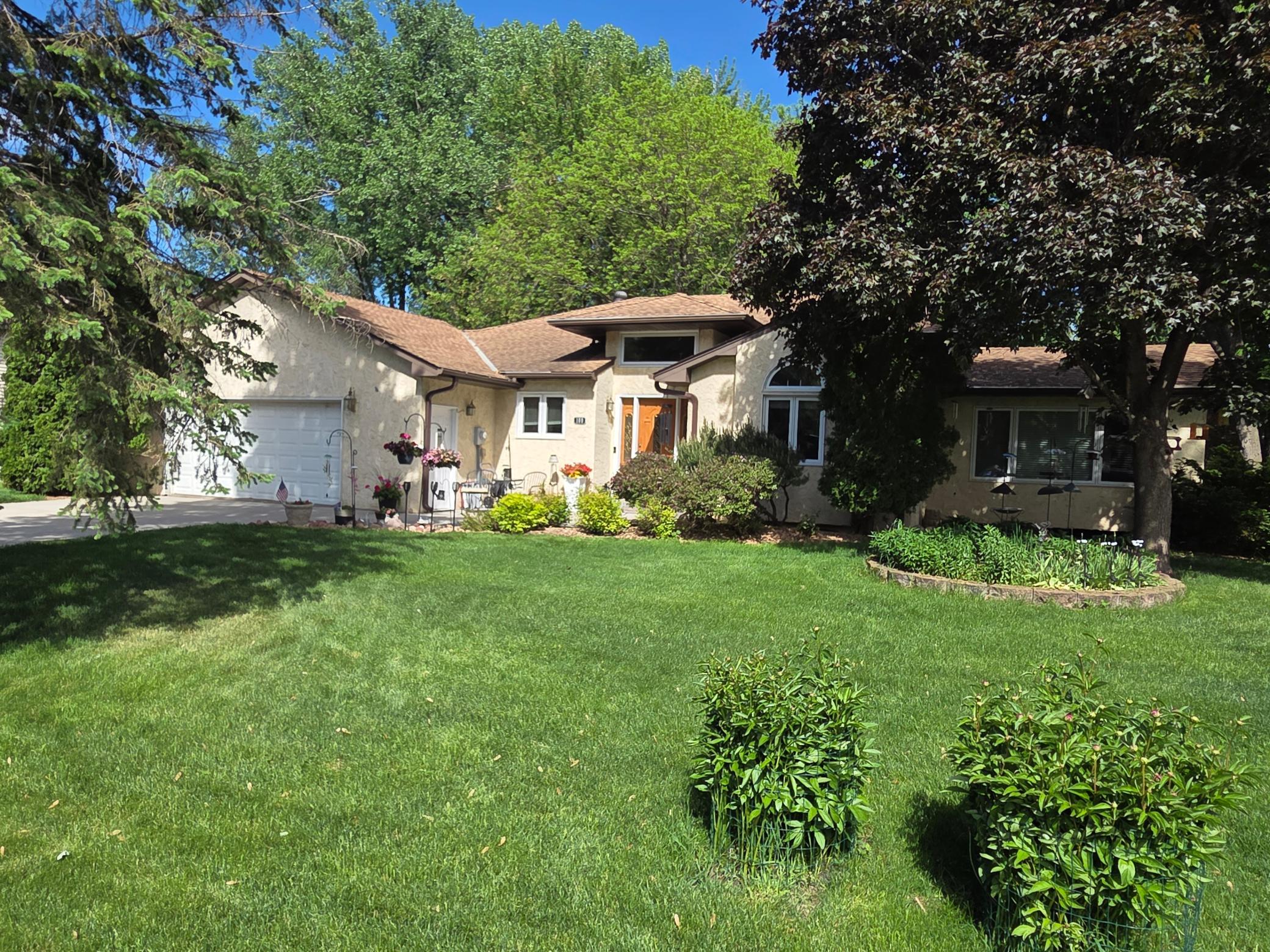 Full View including 4 Season Porch