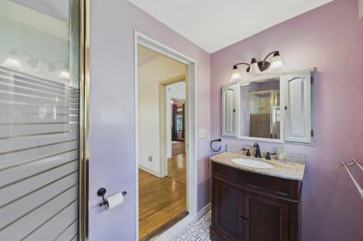 1152 Ross Avenue, Saint Paul, MN 55106