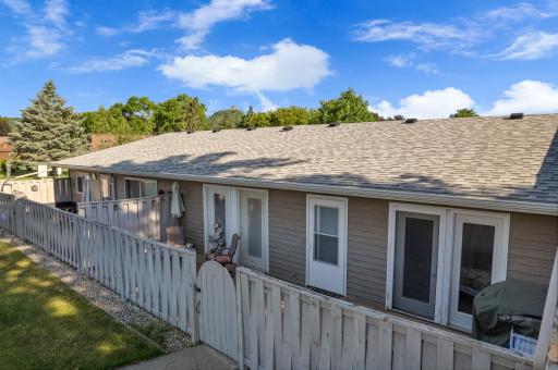 1402 Mcnally Drive, B, Winona, MN 55987