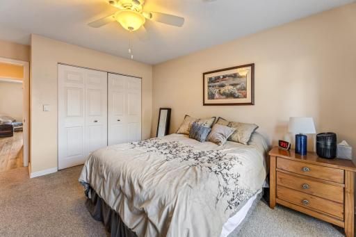 1402 Mcnally Drive, B, Winona, MN 55987