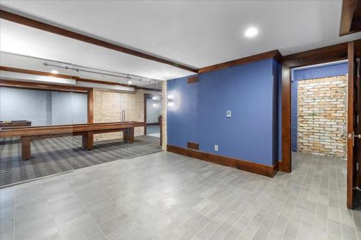 1724 Summit Avenue, Minneapolis, MN 55403
