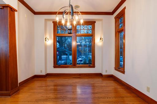 582 Summit Avenue, Saint Paul, MN 55102