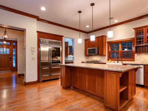 582 Summit Avenue, Saint Paul, MN 55102