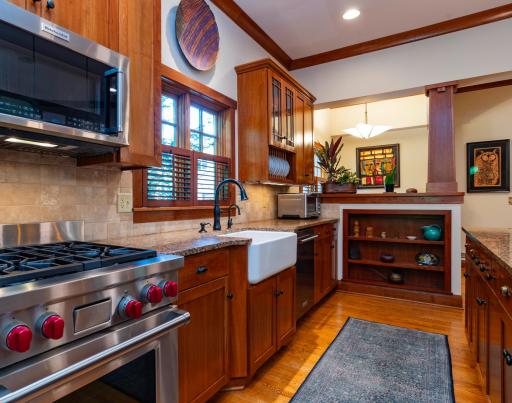 582 Summit Avenue, Saint Paul, MN 55102