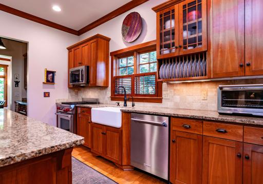 582 Summit Avenue, Saint Paul, MN 55102