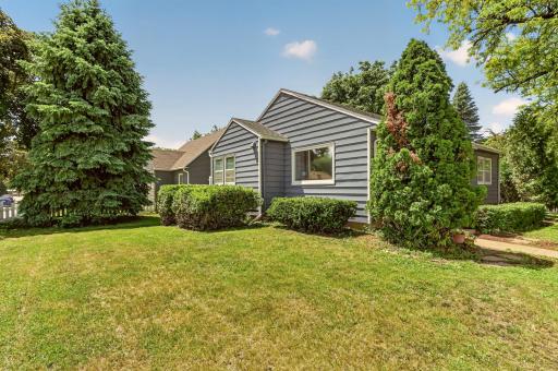 1006 10th Street NE, Rochester, MN 55906