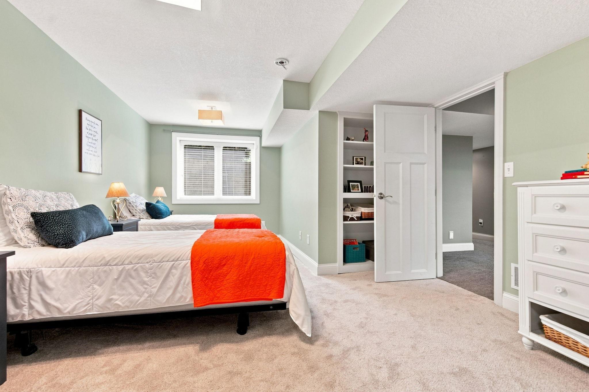 Lower level fourth bedroom