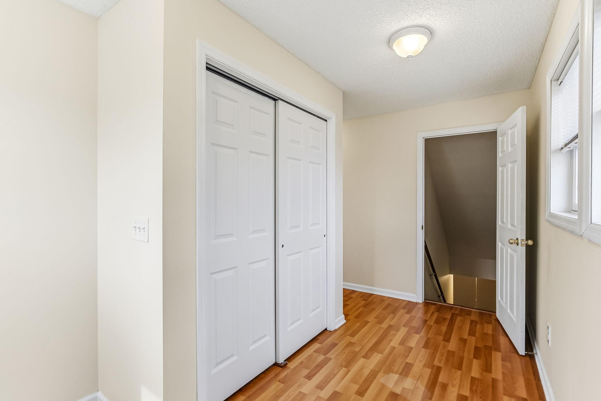 21-web-or-mls-3026-Morgan-Ave-21.jpg