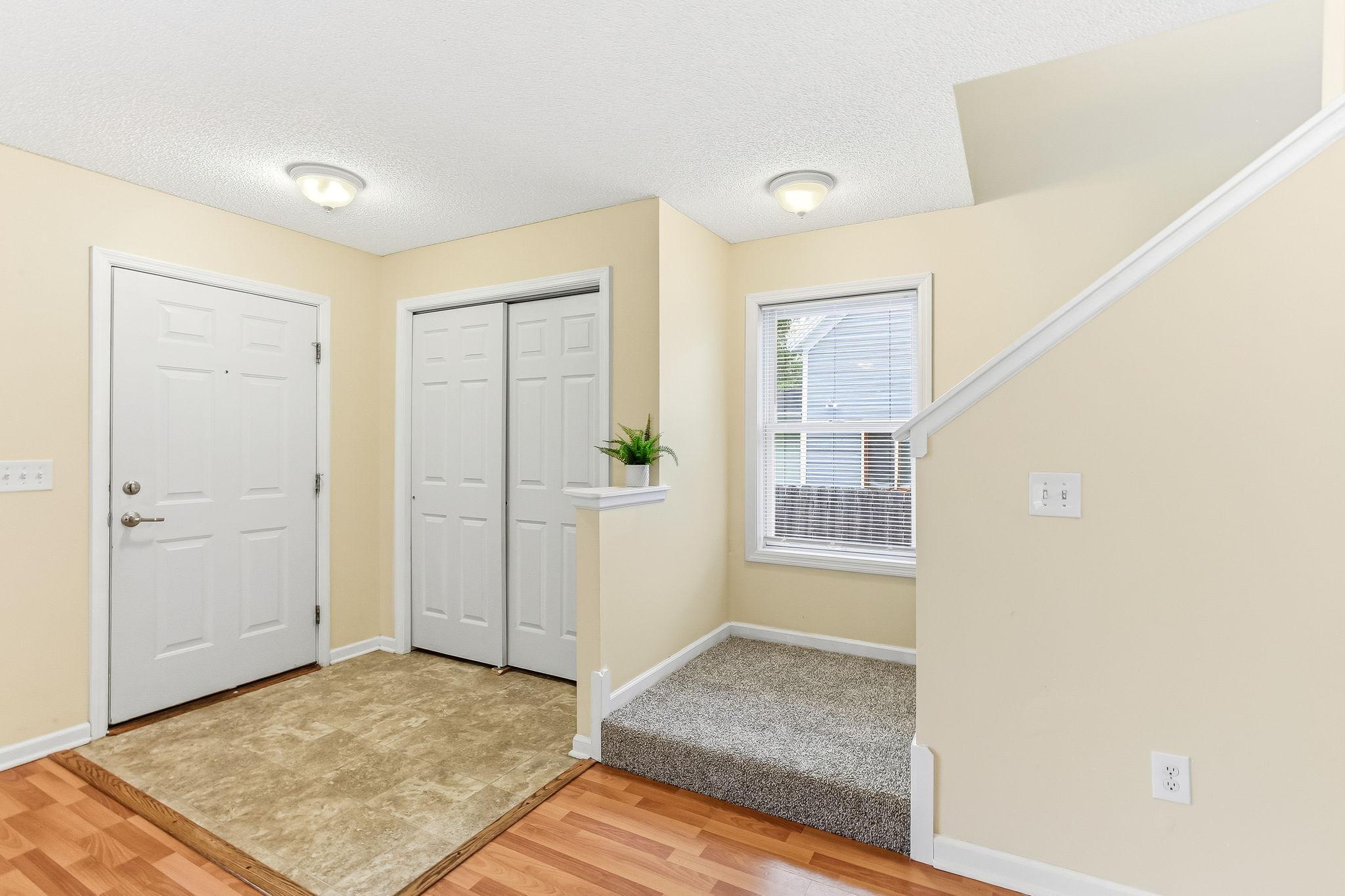 22-web-or-mls-3026-Morgan-Ave-22.jpg