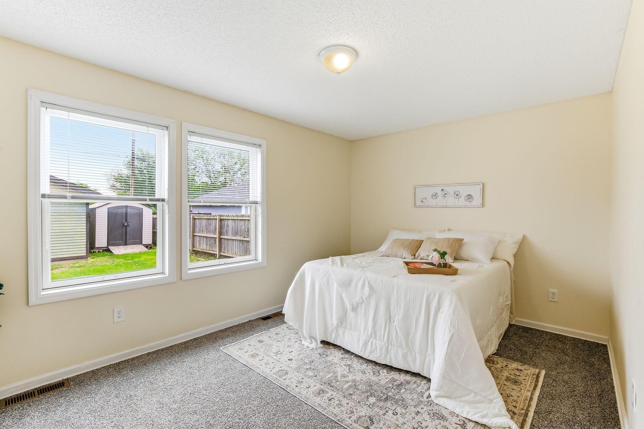 17-web-or-mls-3026-Morgan-Ave-17.jpg