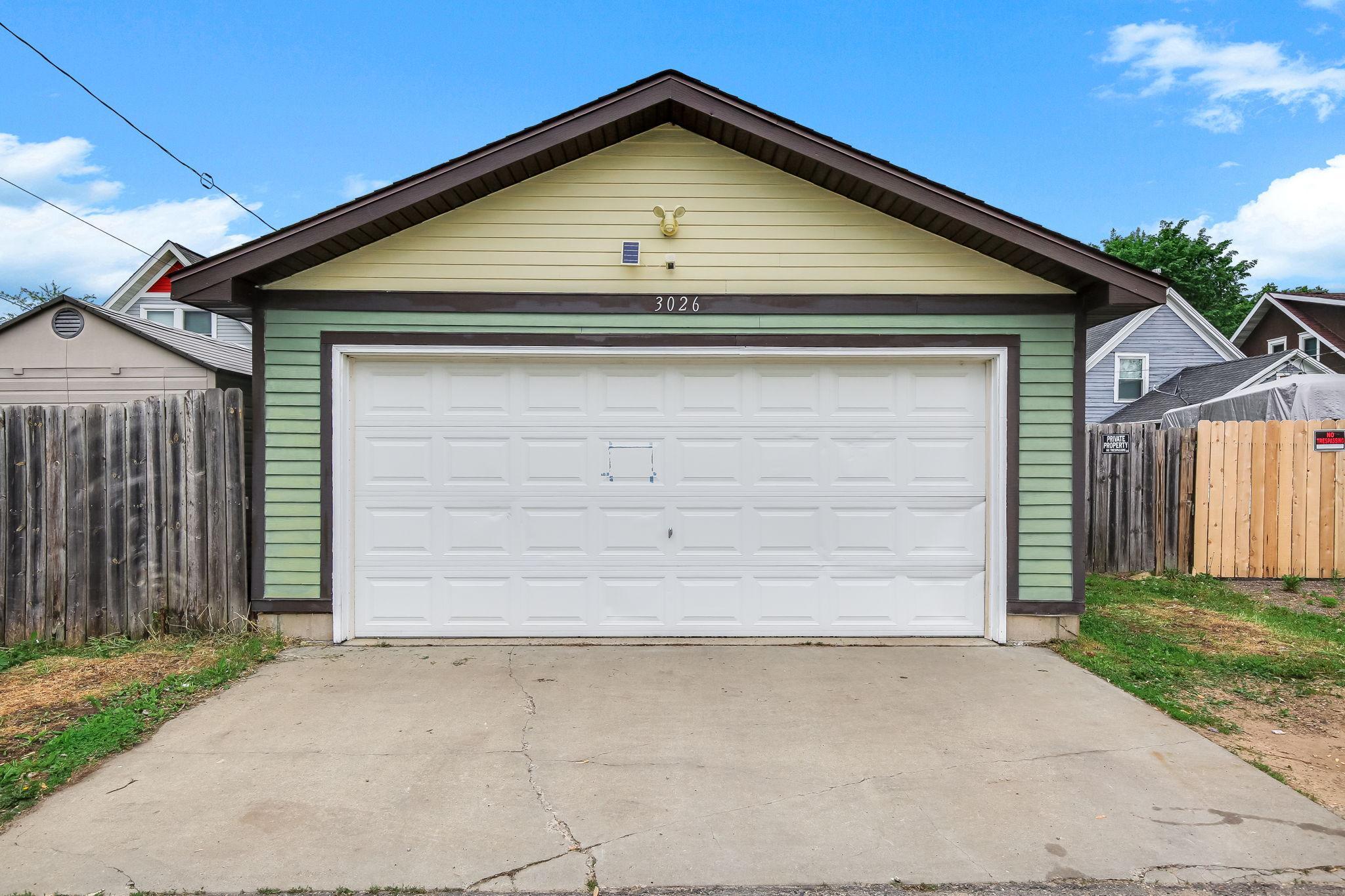 49-web-or-mls-3026-Morgan-Ave-49.jpg
