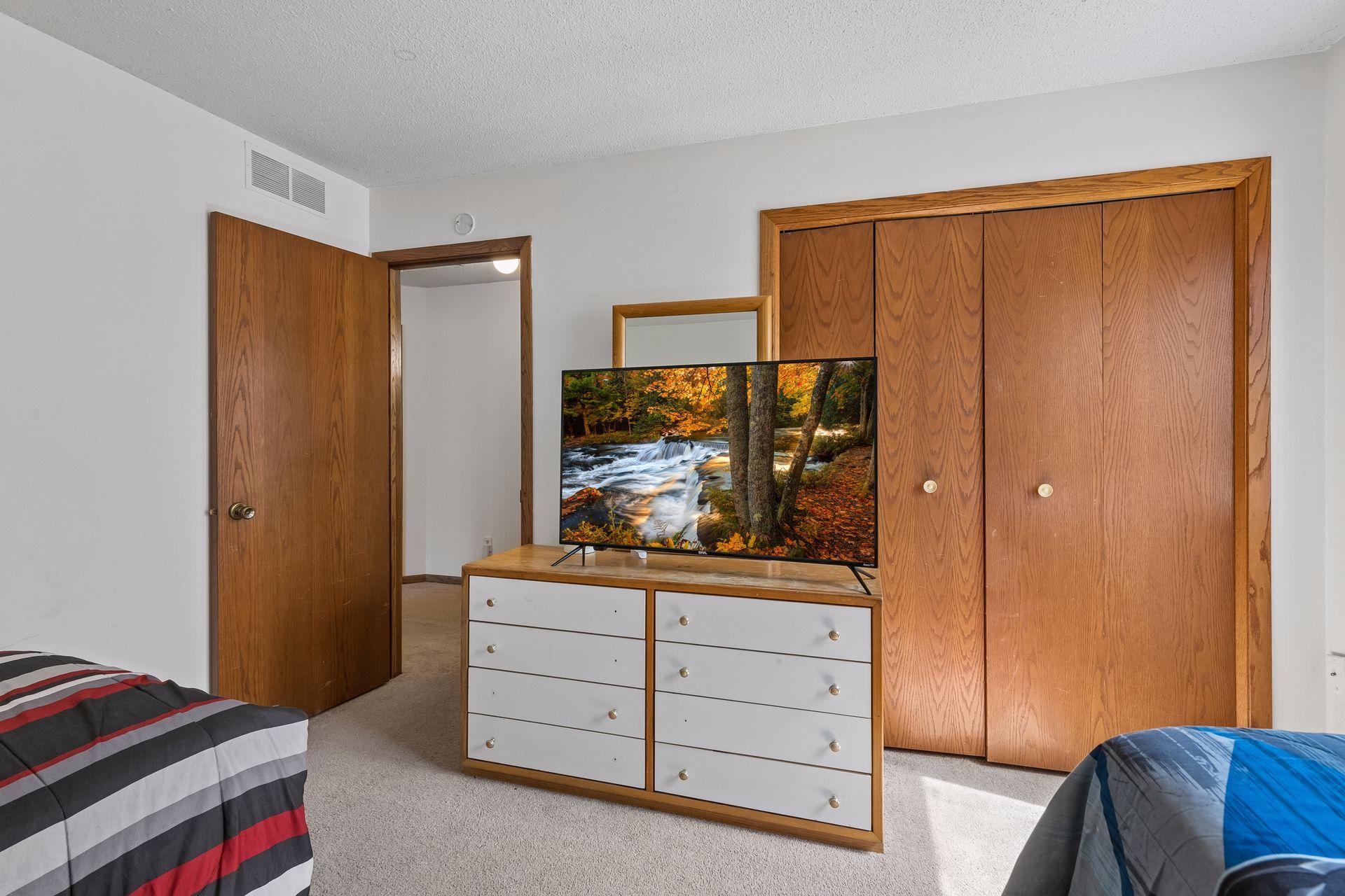 Upper Level Bedroom #2