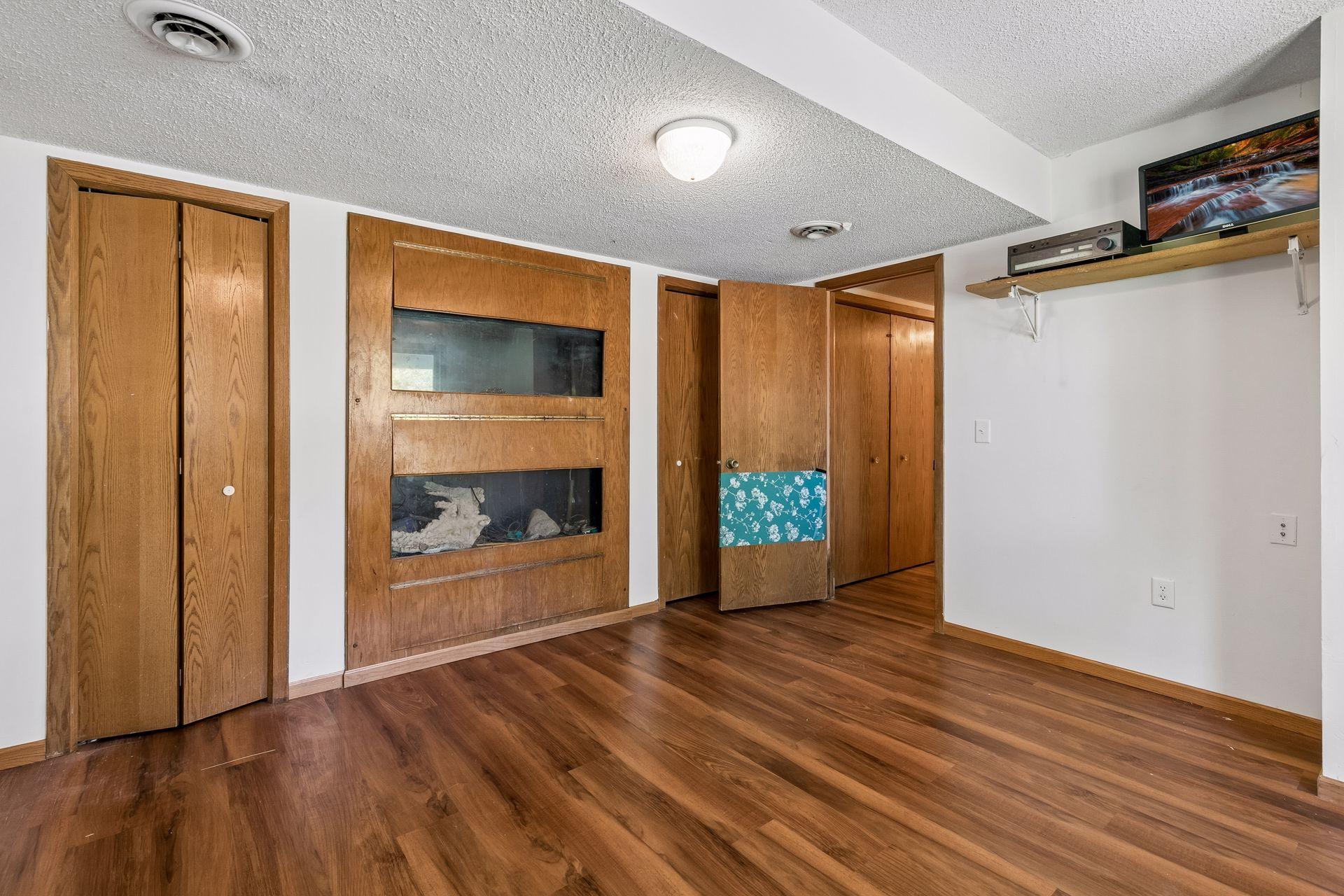 Lower level bedroom #2