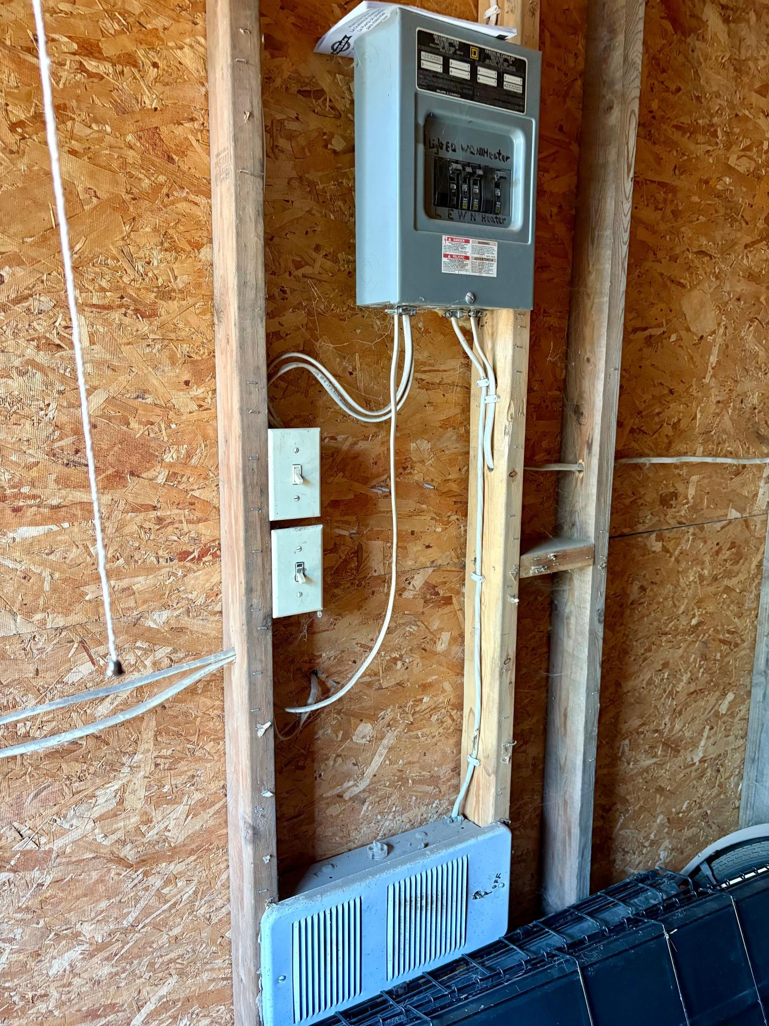 Shed- with electricity + heater