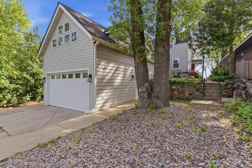 271 Lake Avenue N, Spicer, MN 56288