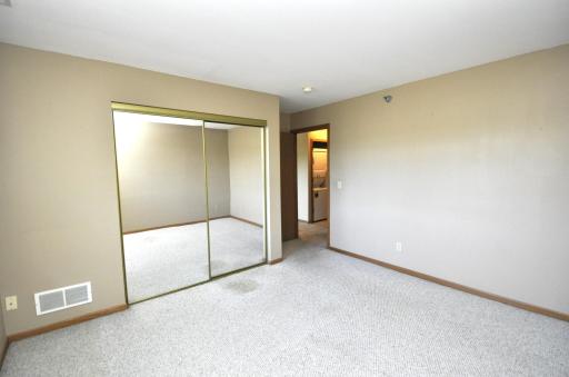 1826 Deerhaven Lane NE, 15, Rochester, MN 55906