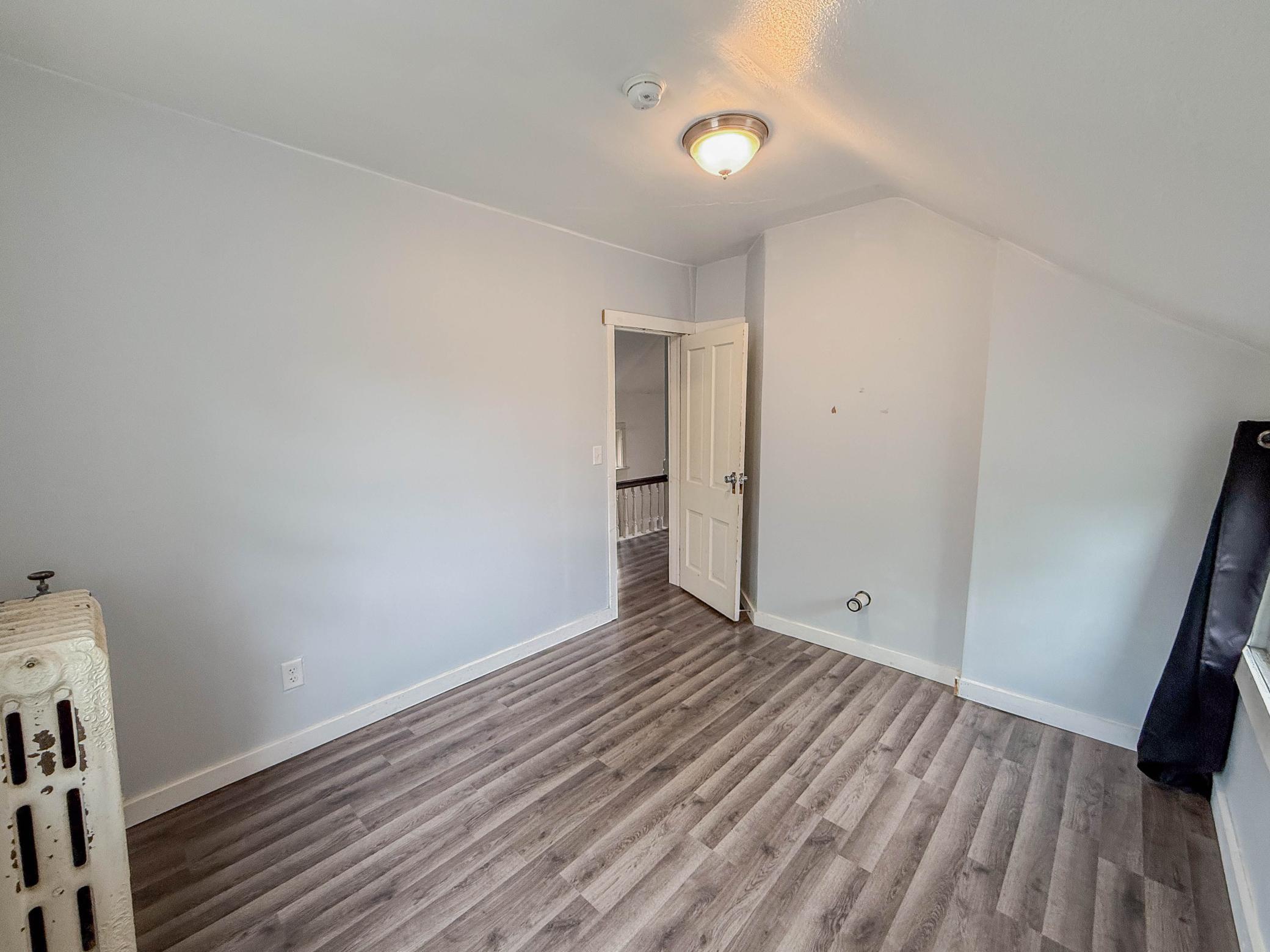 Upper Level Bedroom #5