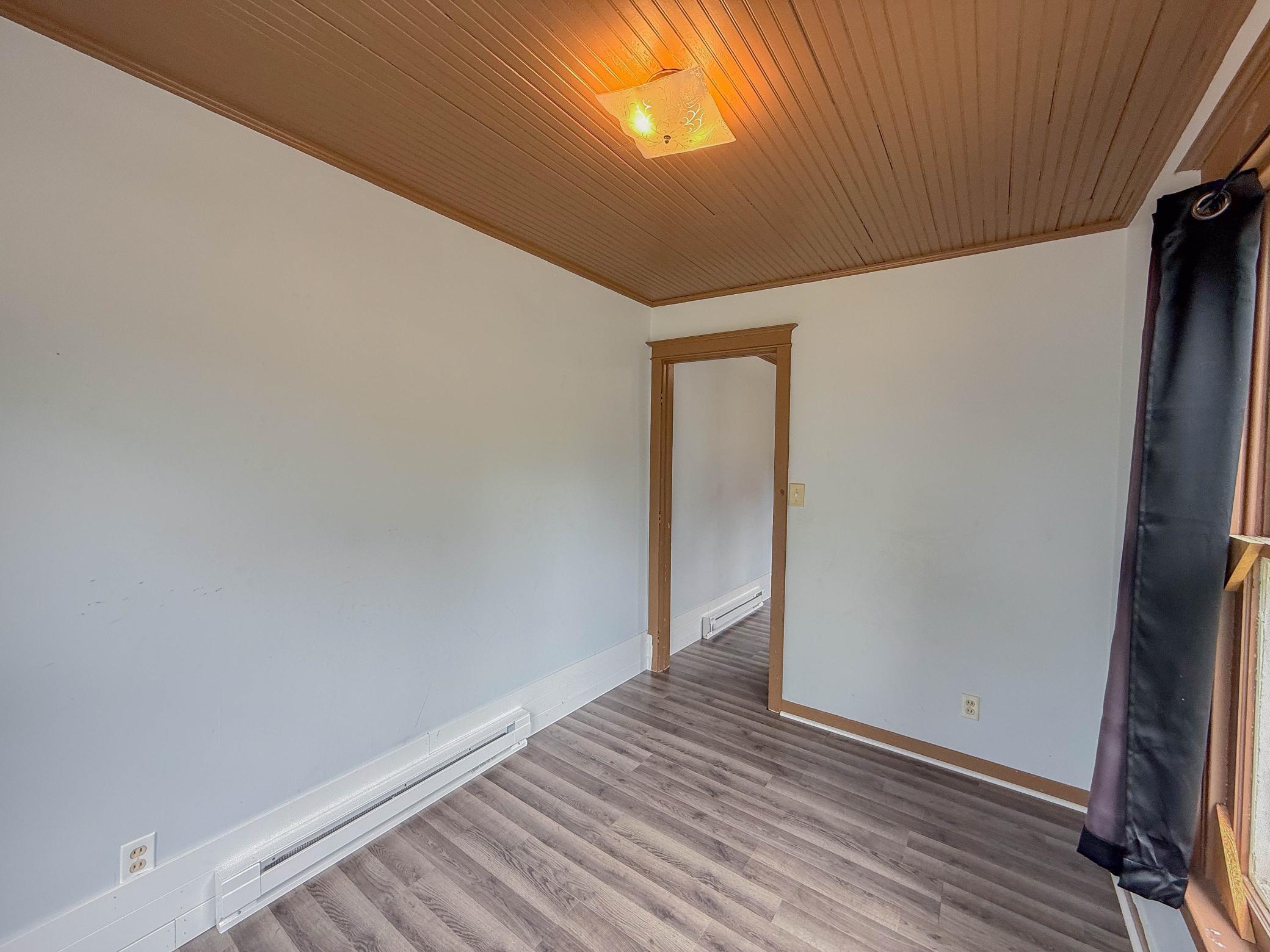 Main Floor Bedroom #2