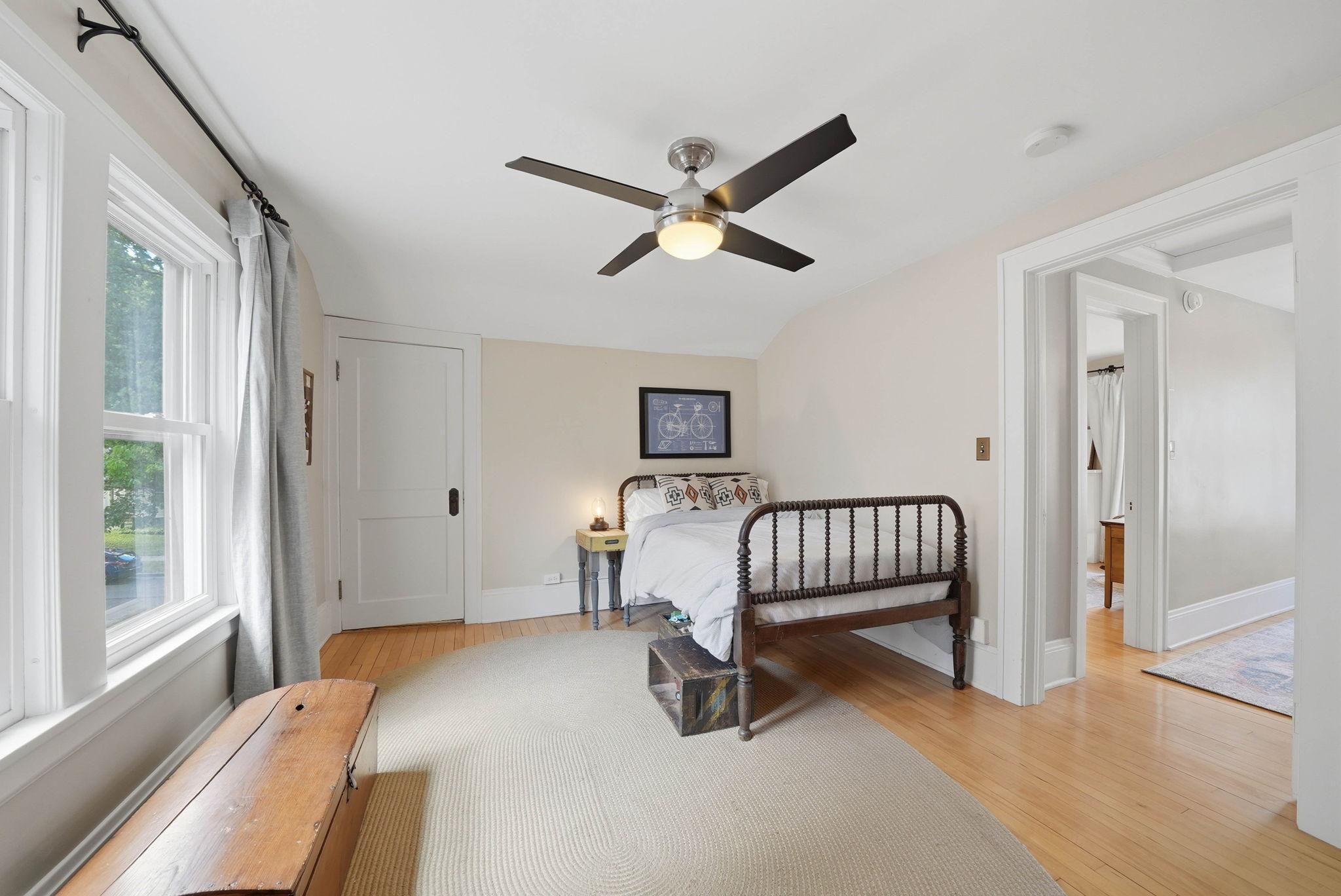 24-web-or-mls-DSC01487.jpg