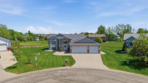 3124 11th Avenue S, Moorhead, MN 56560