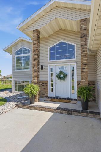 3124 11th Avenue S, Moorhead, MN 56560