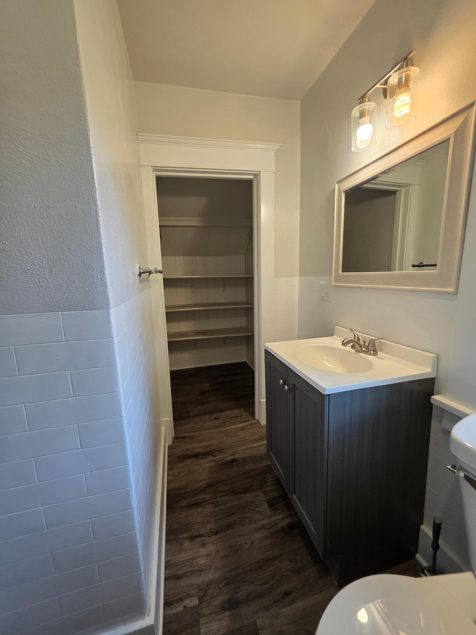 2nd Floor Full Bath