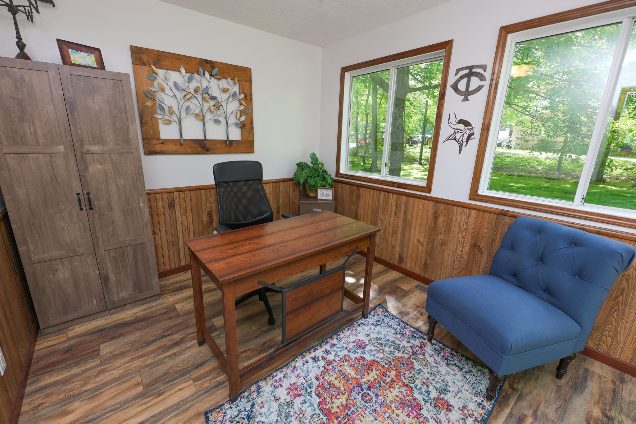 Den/Sunroom