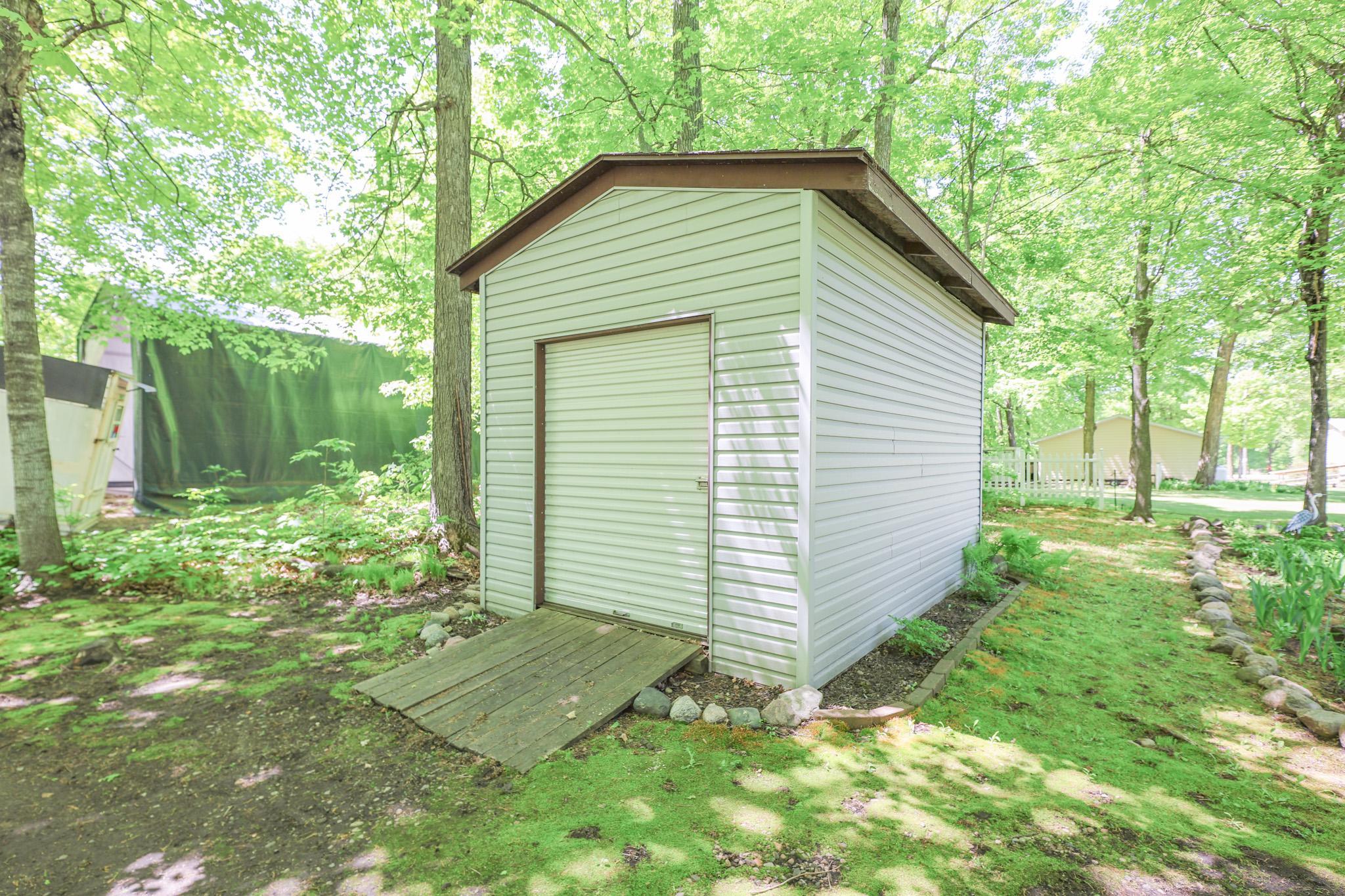 Shed