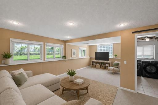 3098 Evelyn Street, Saint Paul, MN 55113