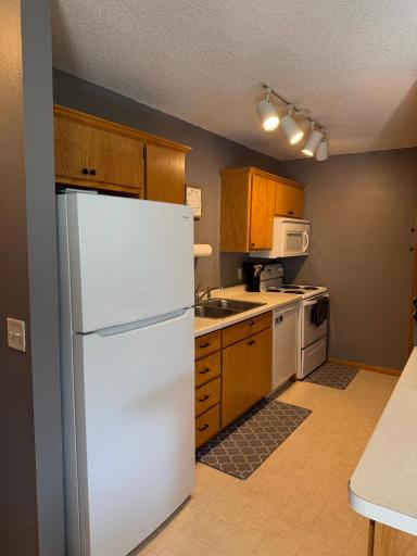 266 1st Street SE, Avon, MN 56310