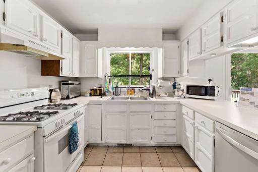 29830 Hemingway Avenue, Stacy, MN 55079