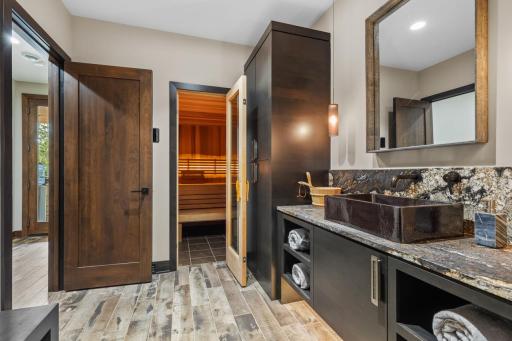 4603 Annaway Drive, Edina, MN 55436