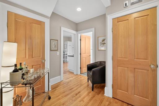 3035 Irving Avenue S, Minneapolis, MN 55408
