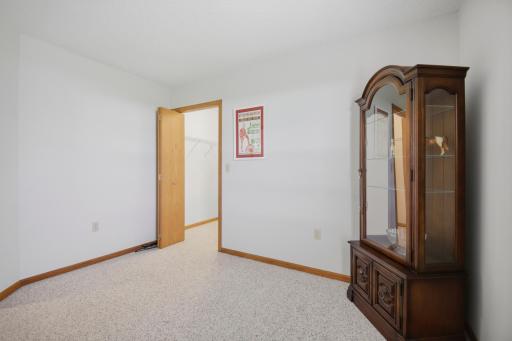 1906 Oak Tree Lane, D, Austin, MN 55912