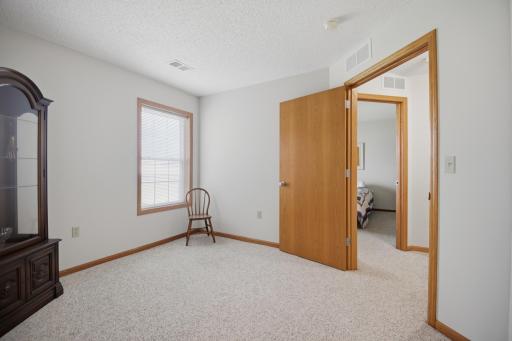 1906 Oak Tree Lane, D, Austin, MN 55912