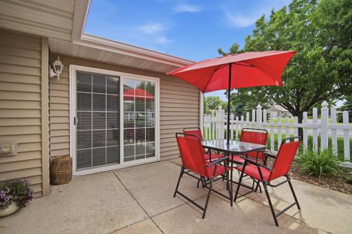 1906 Oak Tree Lane, D, Austin, MN 55912