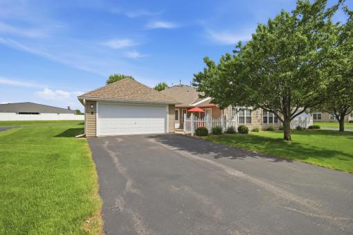 1906 Oak Tree Lane, D, Austin, MN 55912