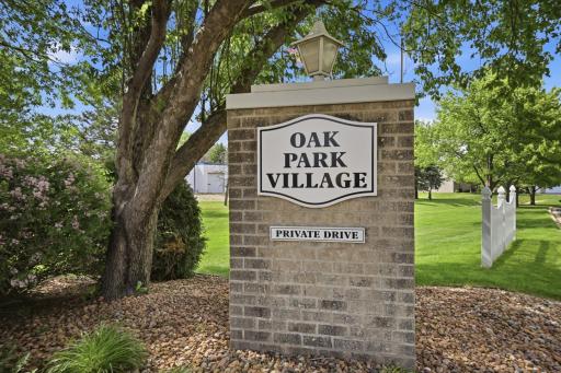 1906 Oak Tree Lane, D, Austin, MN 55912