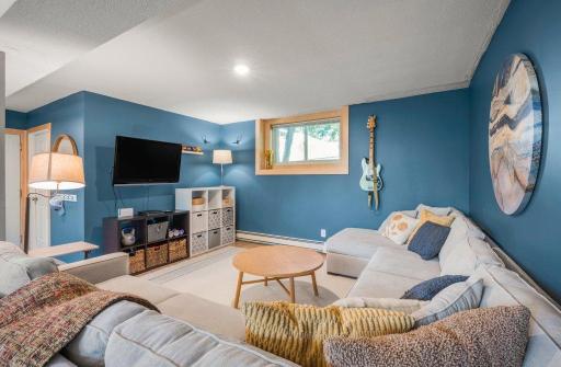 1695 Silver Lake Road NW, Saint Paul, MN 55112