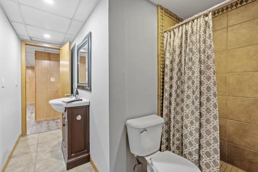 2666 Keller Parkway, Maplewood, MN 55109