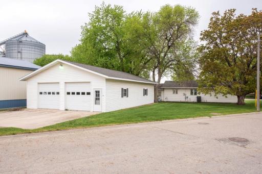 109 Arkansas Avenue, Hoffman, MN 56339