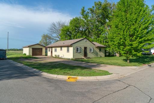 409 4th Avenue SW, Long Prairie, MN 56347