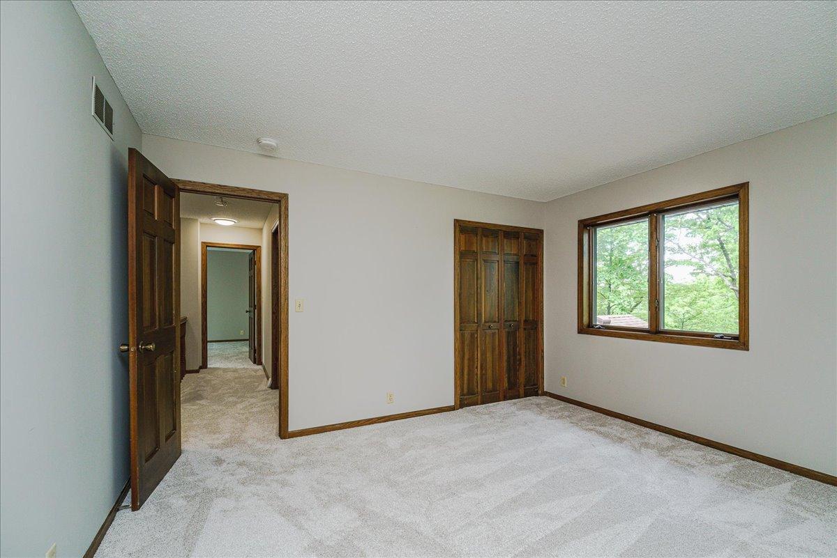 37-Bedroom 3.jpg