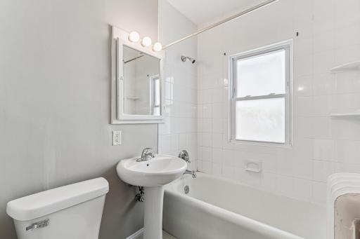 1186 Marshall Avenue, Saint Paul, MN 55104