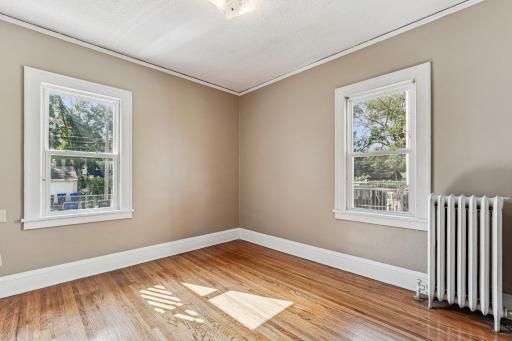 1186 Marshall Avenue, Saint Paul, MN 55104