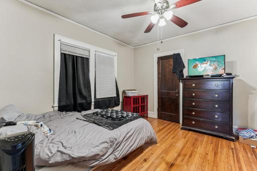 1186 Marshall Avenue, Saint Paul, MN 55104
