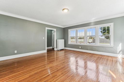 1186 Marshall Avenue, Saint Paul, MN 55104
