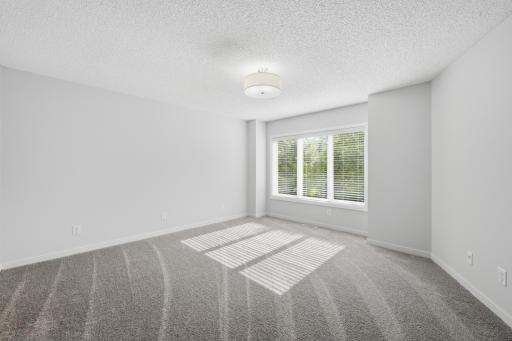 635 Willoughby Way W, Minnetonka, MN 55305