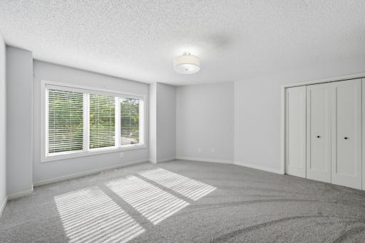 635 Willoughby Way W, Minnetonka, MN 55305