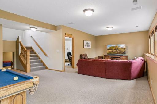 8167 Enclave Road, Saint Paul, MN 55125
